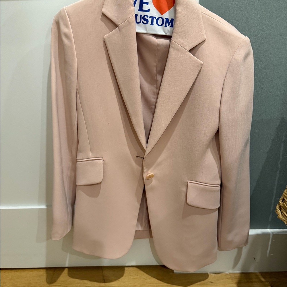 Women’s Blazer in Light Pink